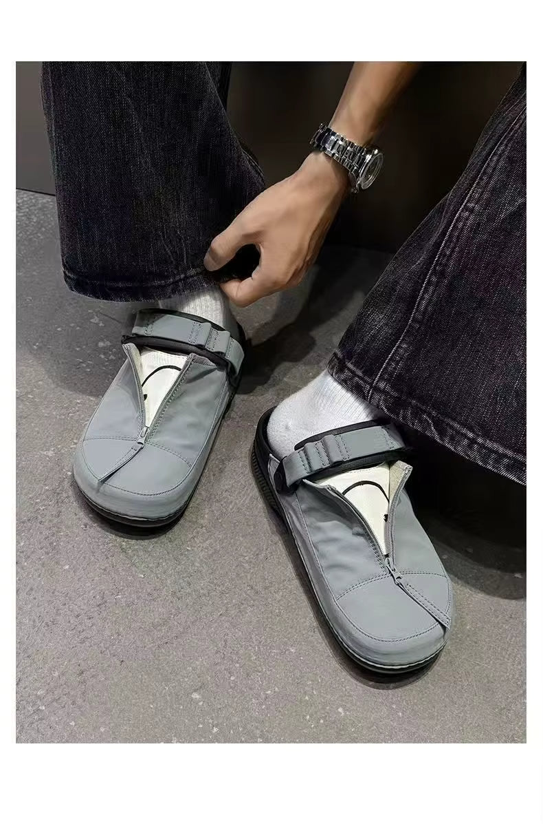 SANAM Clogs