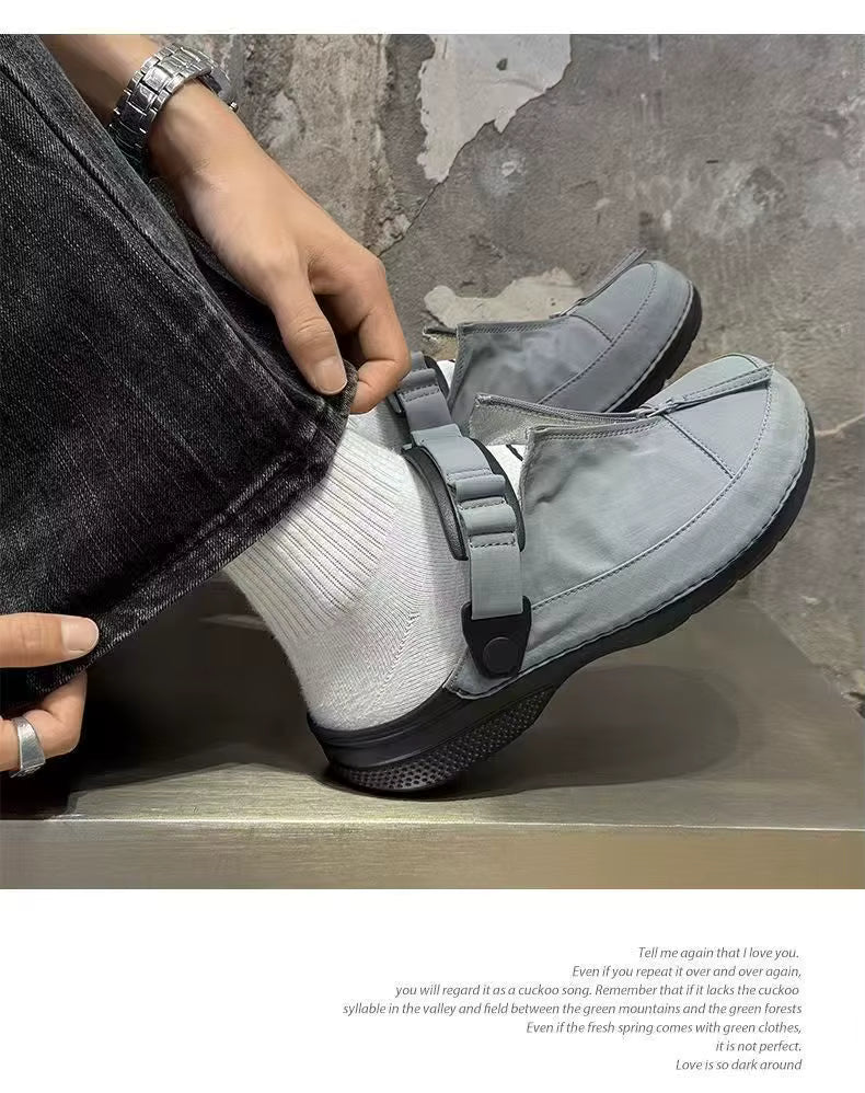 SANAM Clogs